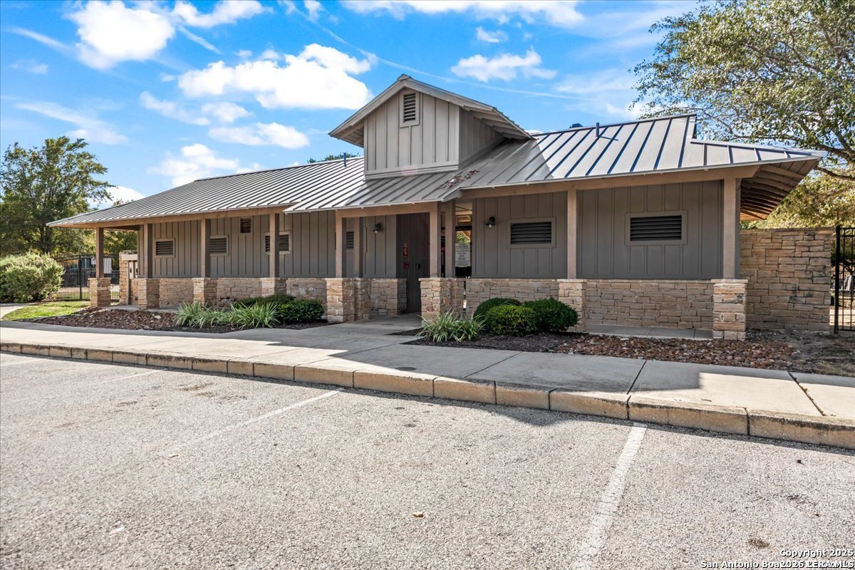 property viewer photo 29