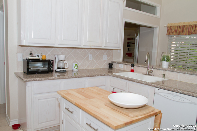 property viewer photo 10