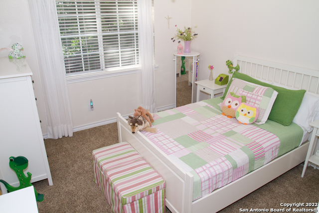 property viewer photo 20