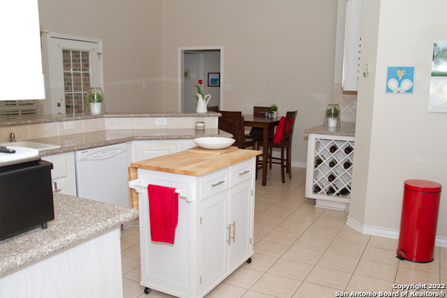property viewer photo 9