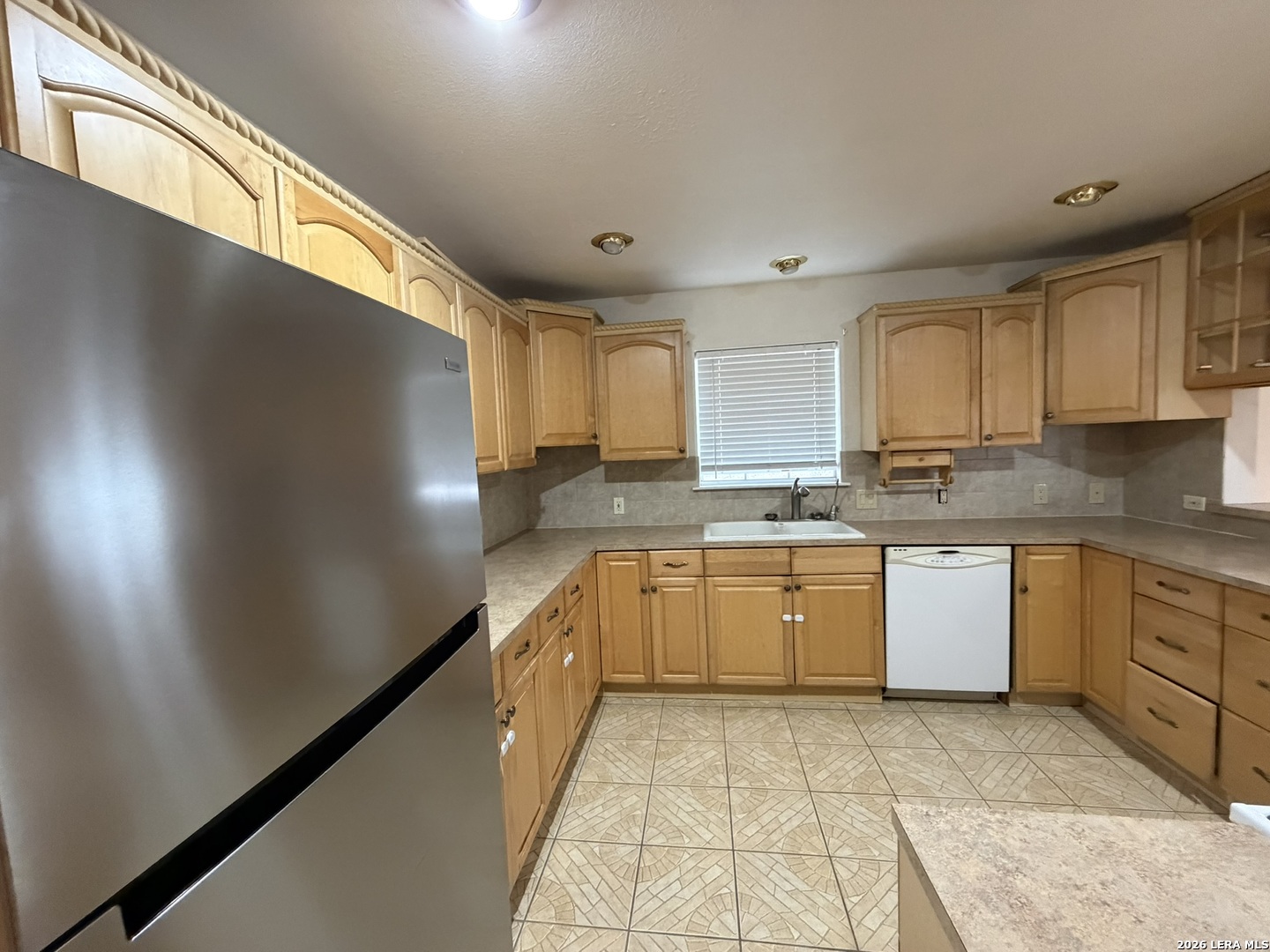 property viewer photo 15