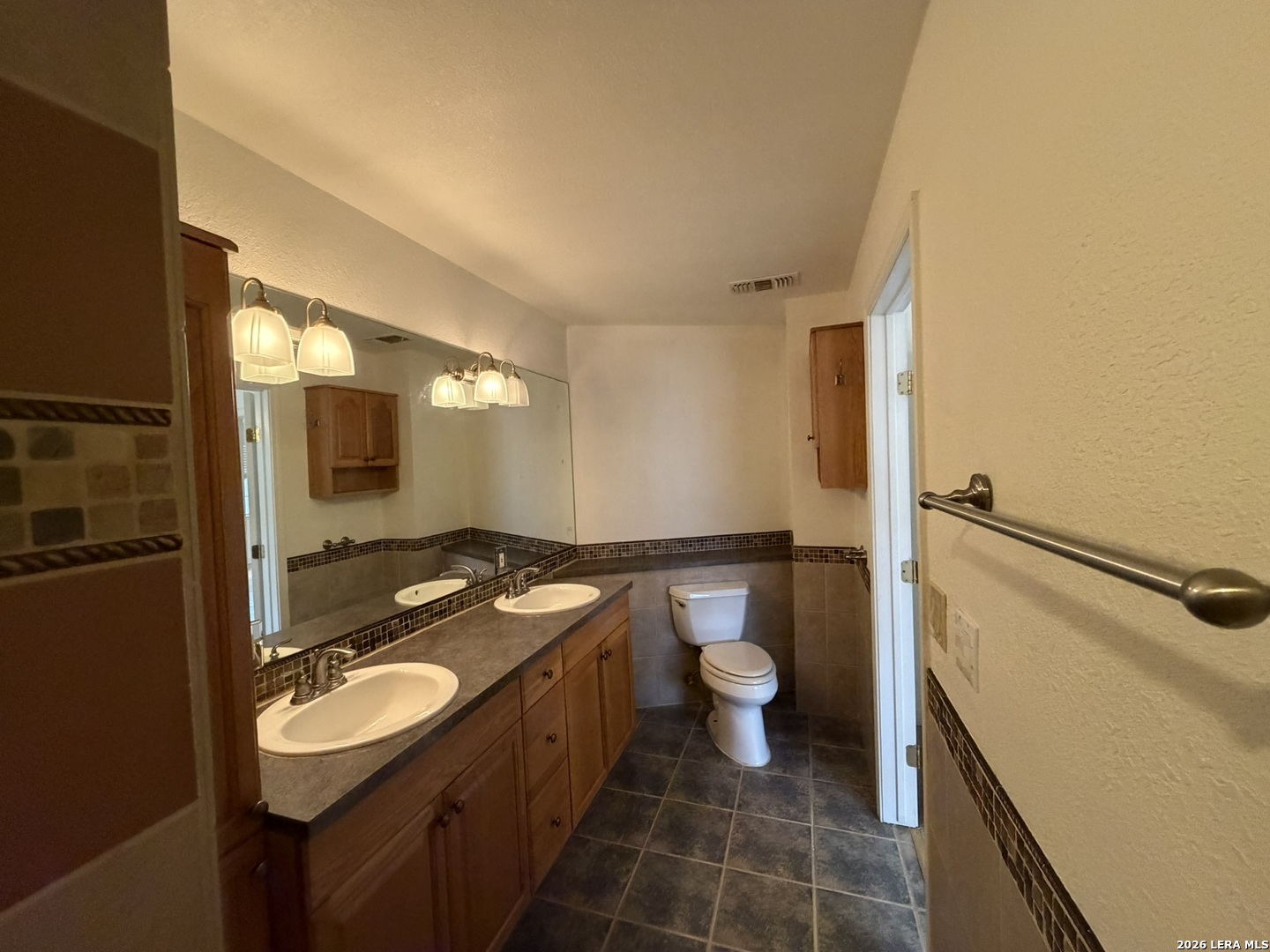 property viewer photo 20