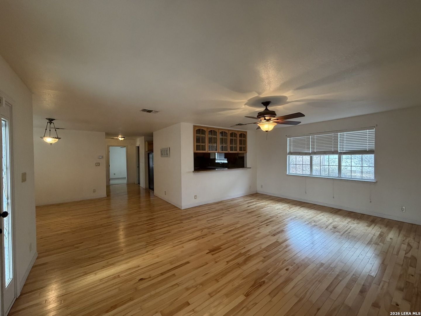 property viewer photo 6