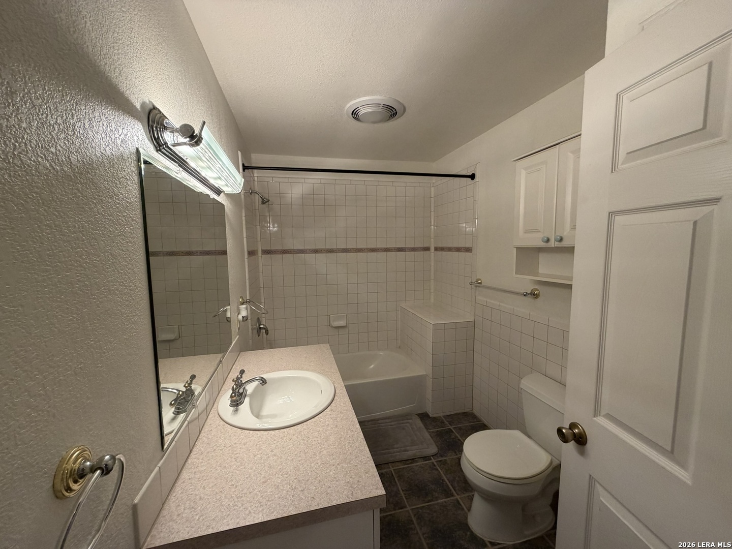 property viewer photo 8