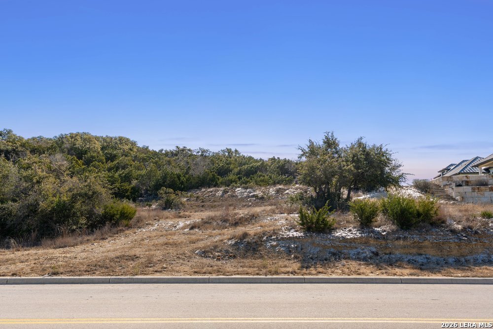 property viewer photo 6