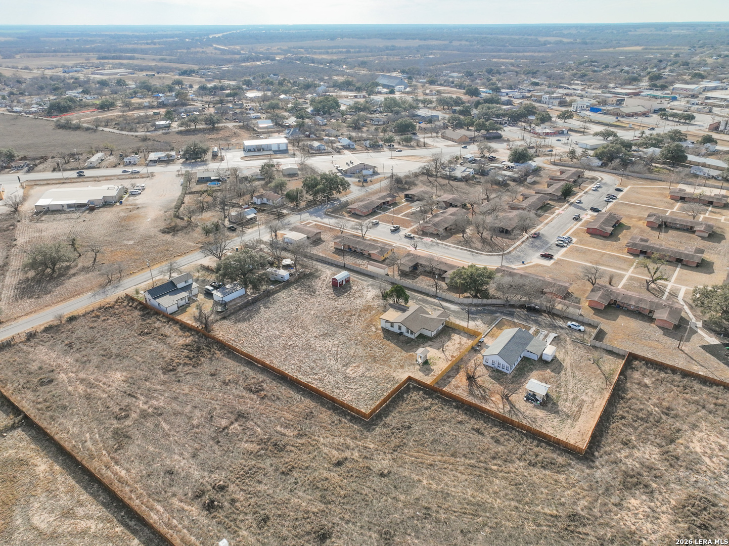 main property photo 23