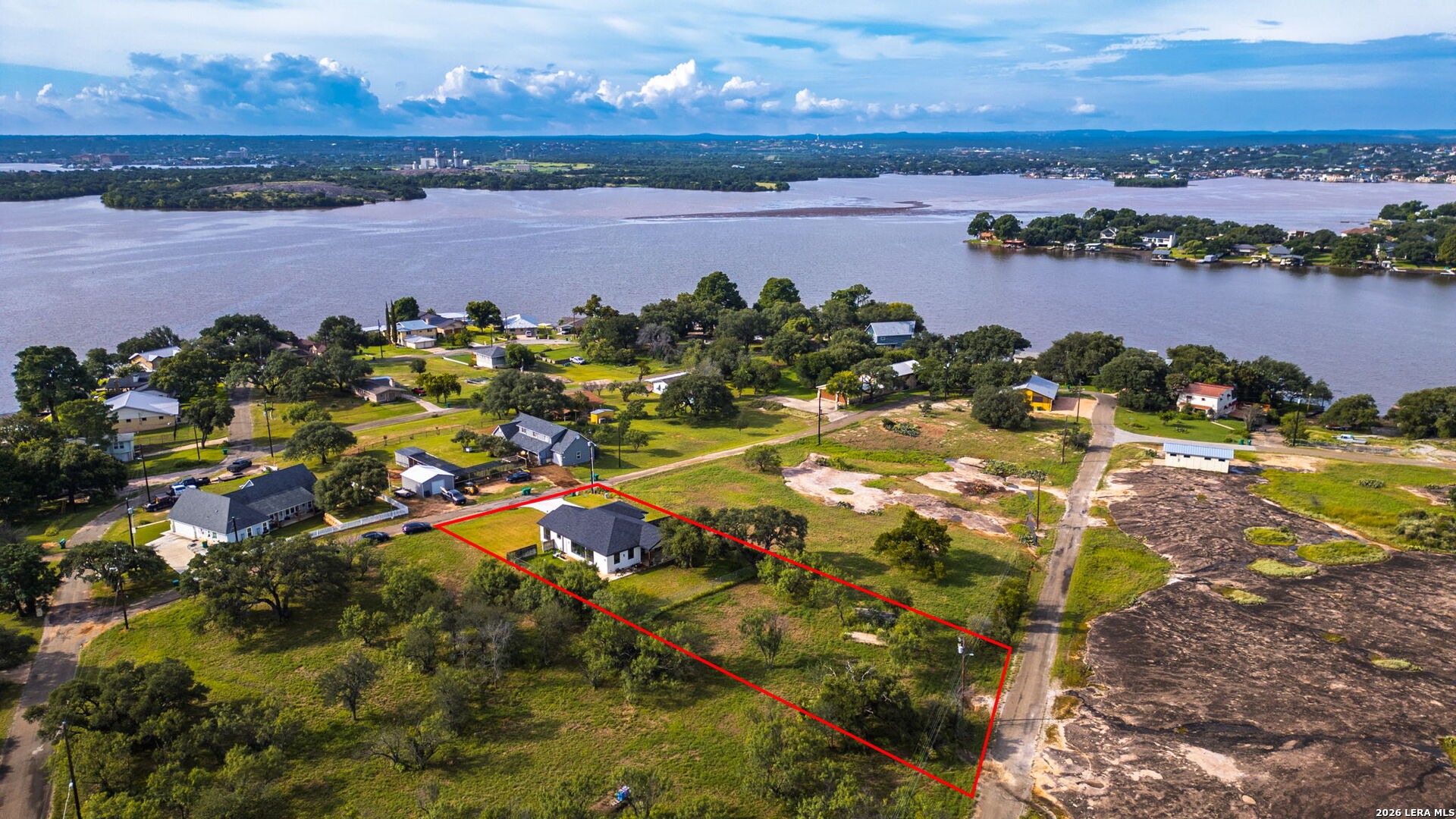 main property photo 38