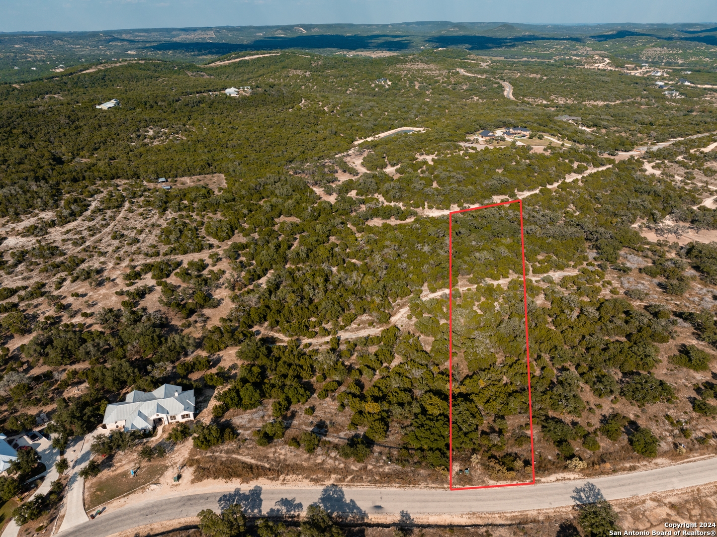 main property photo 4
