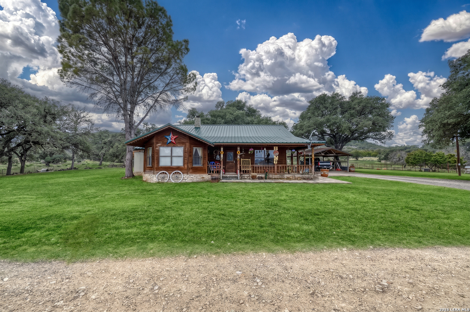 main property photo 2