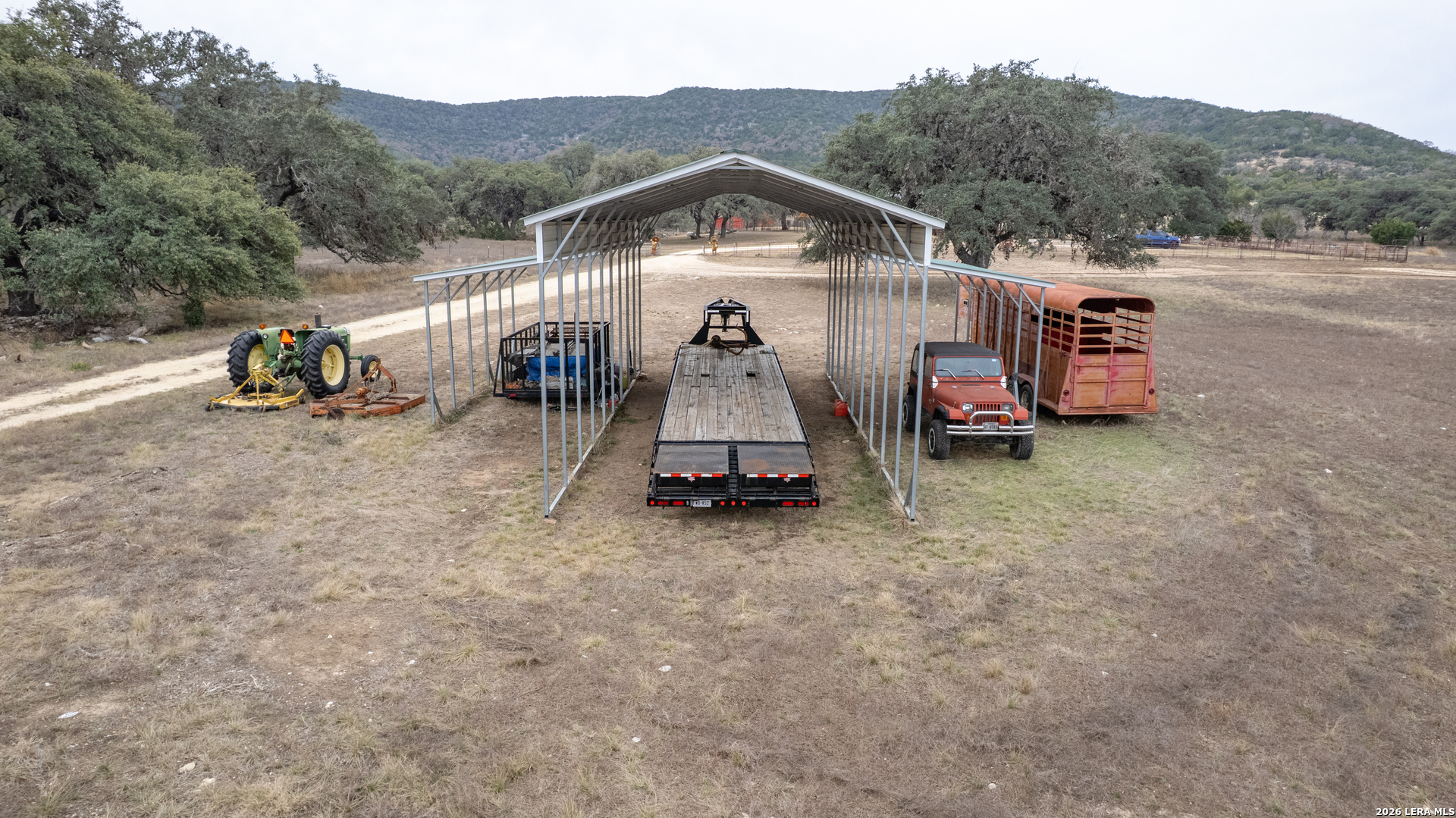 main property photo 35