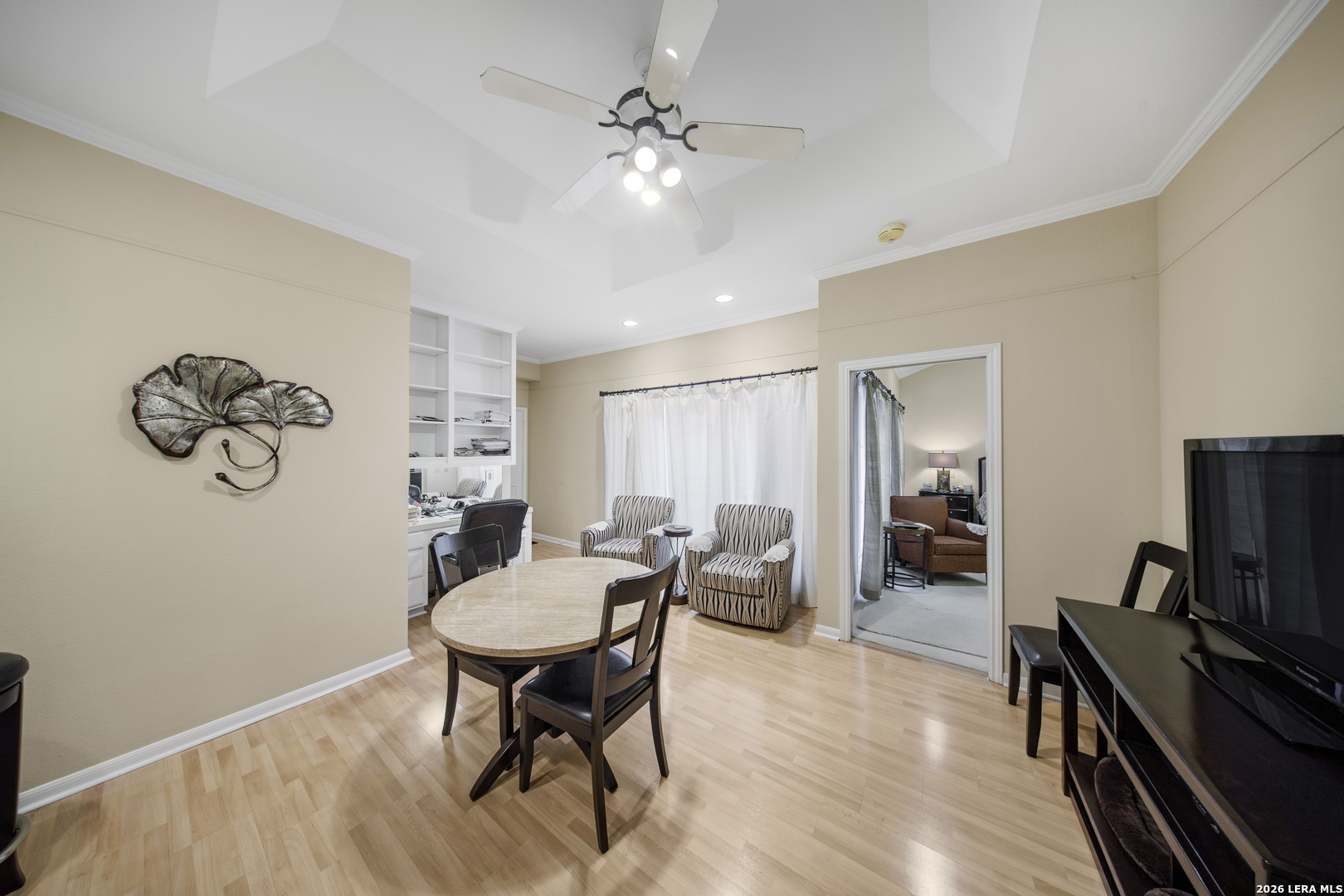 main property photo 3