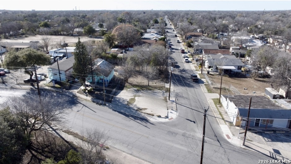 main property photo 6