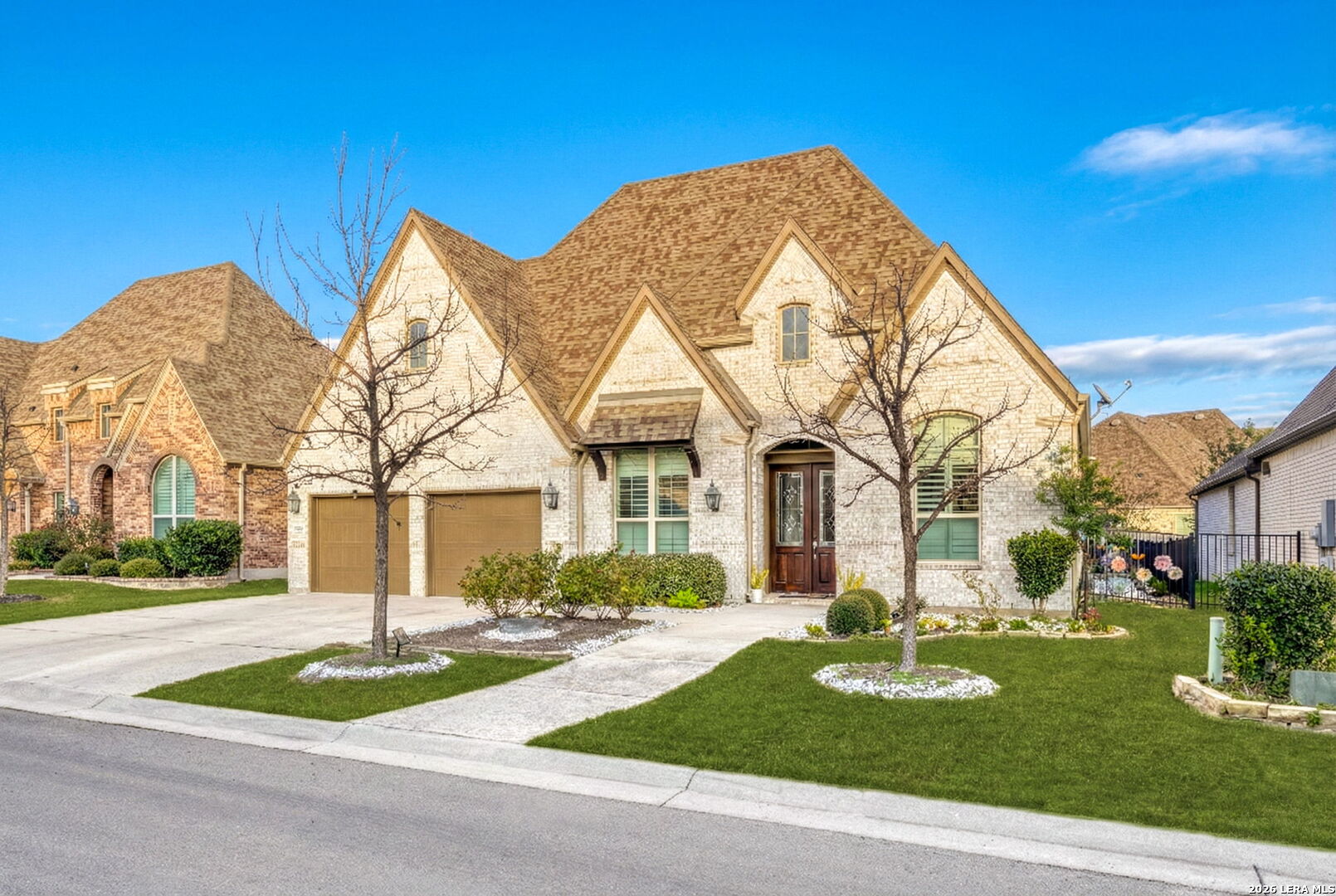 main property photo 47