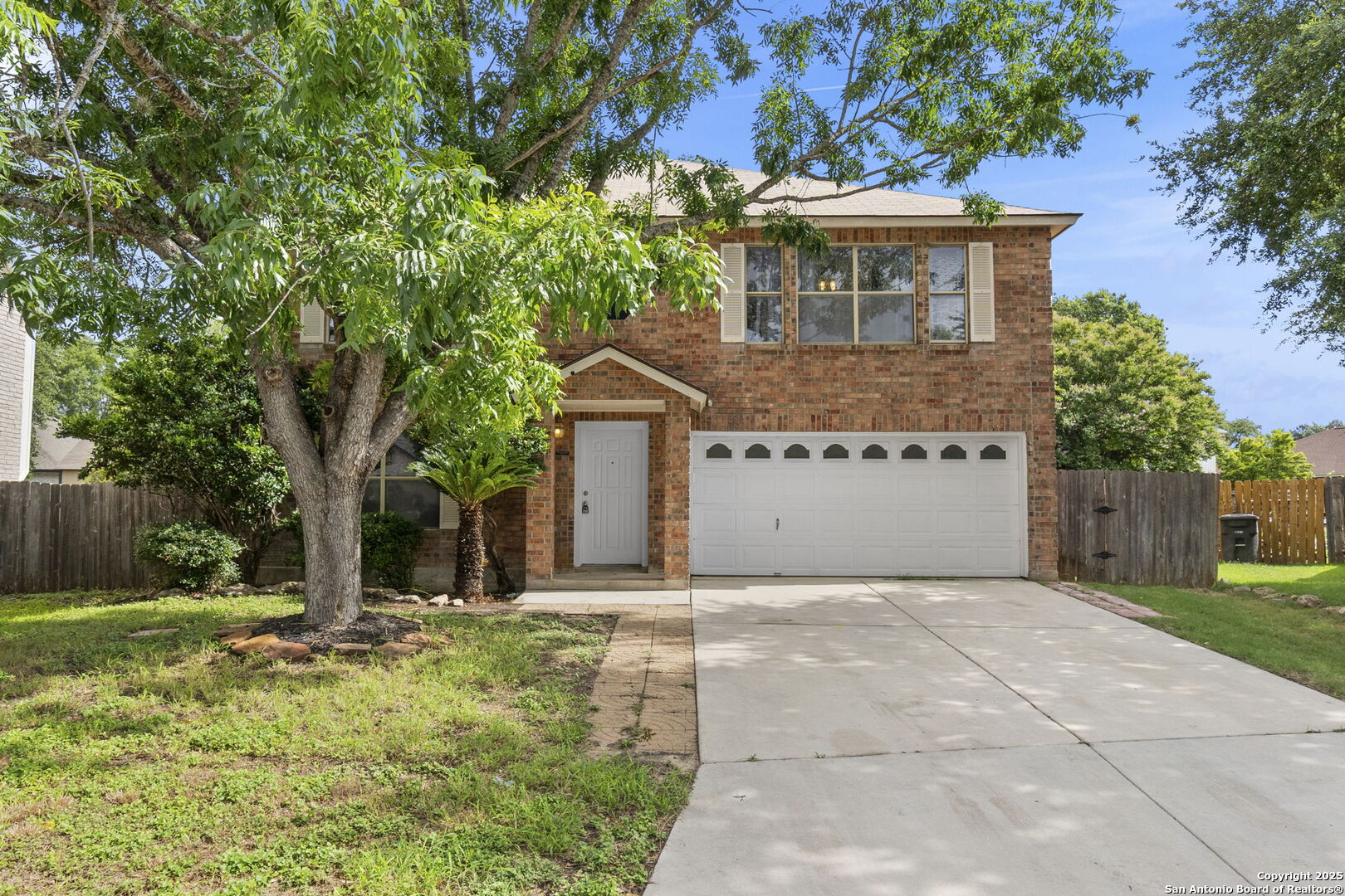 main property photo 5