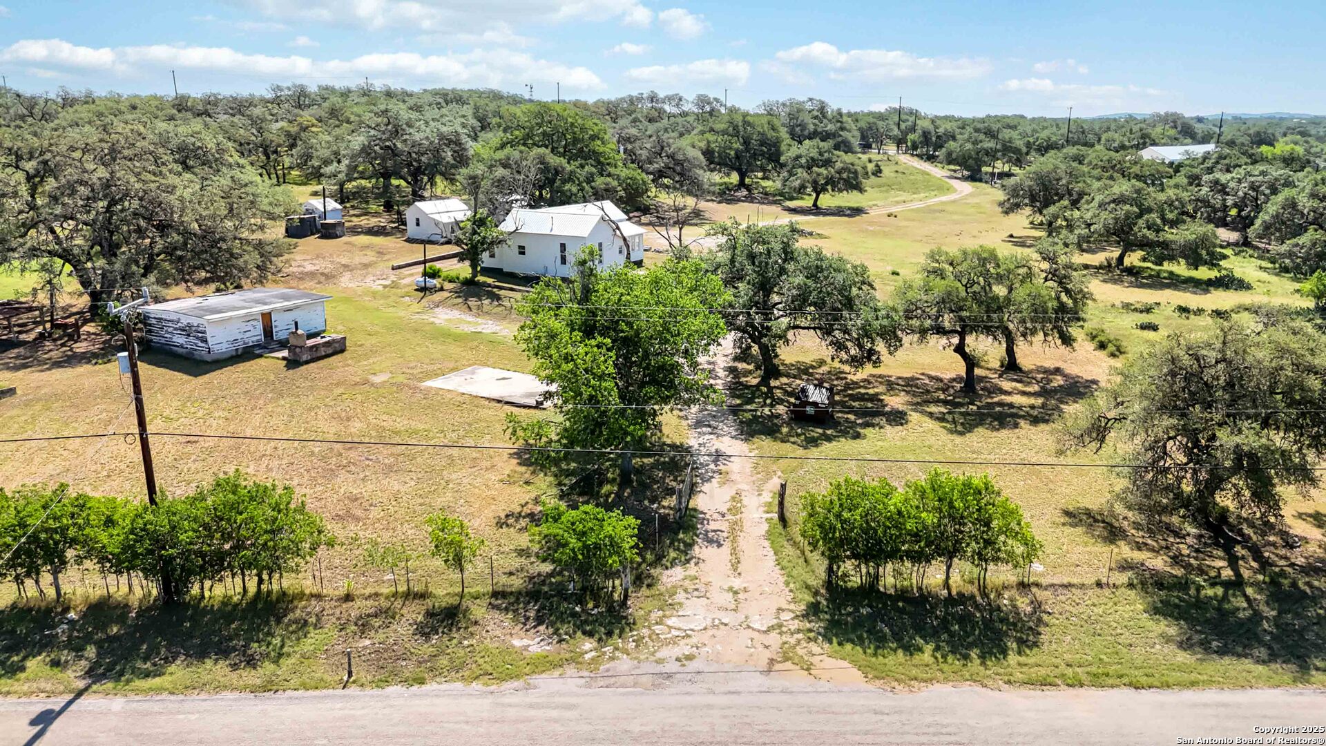 main property photo 36