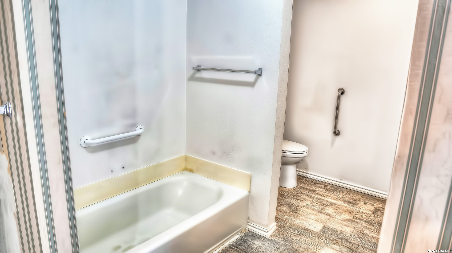 main property photo 47