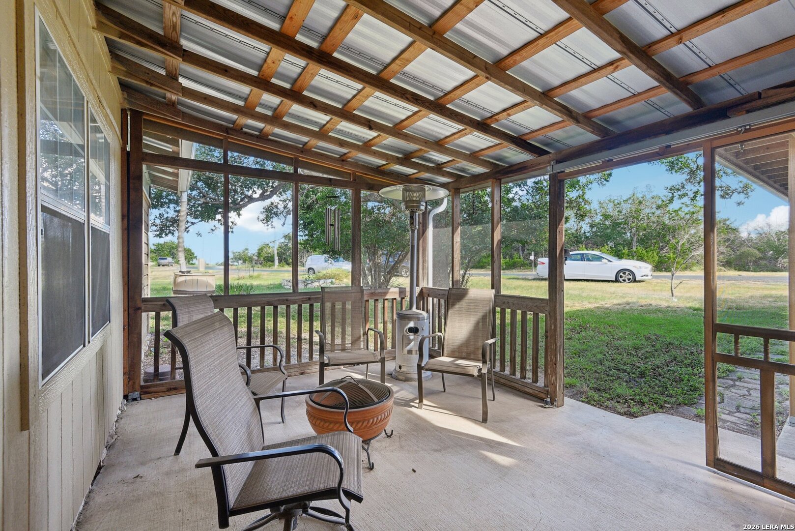 main property photo 12