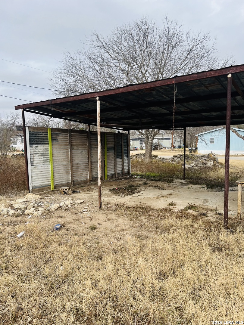 main property photo 3