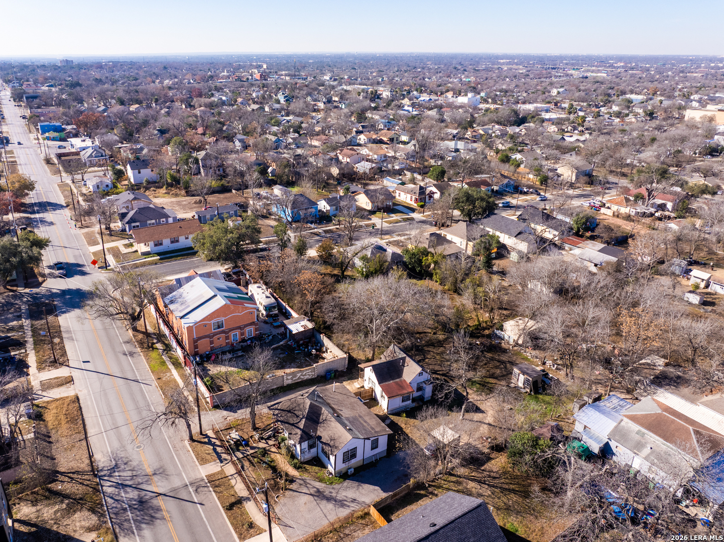 main property photo 16