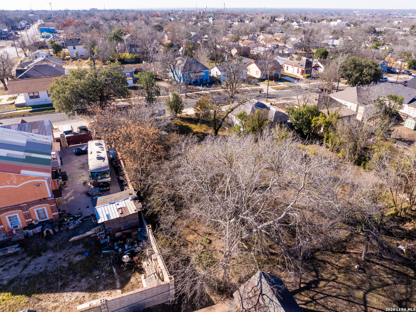 main property photo 18
