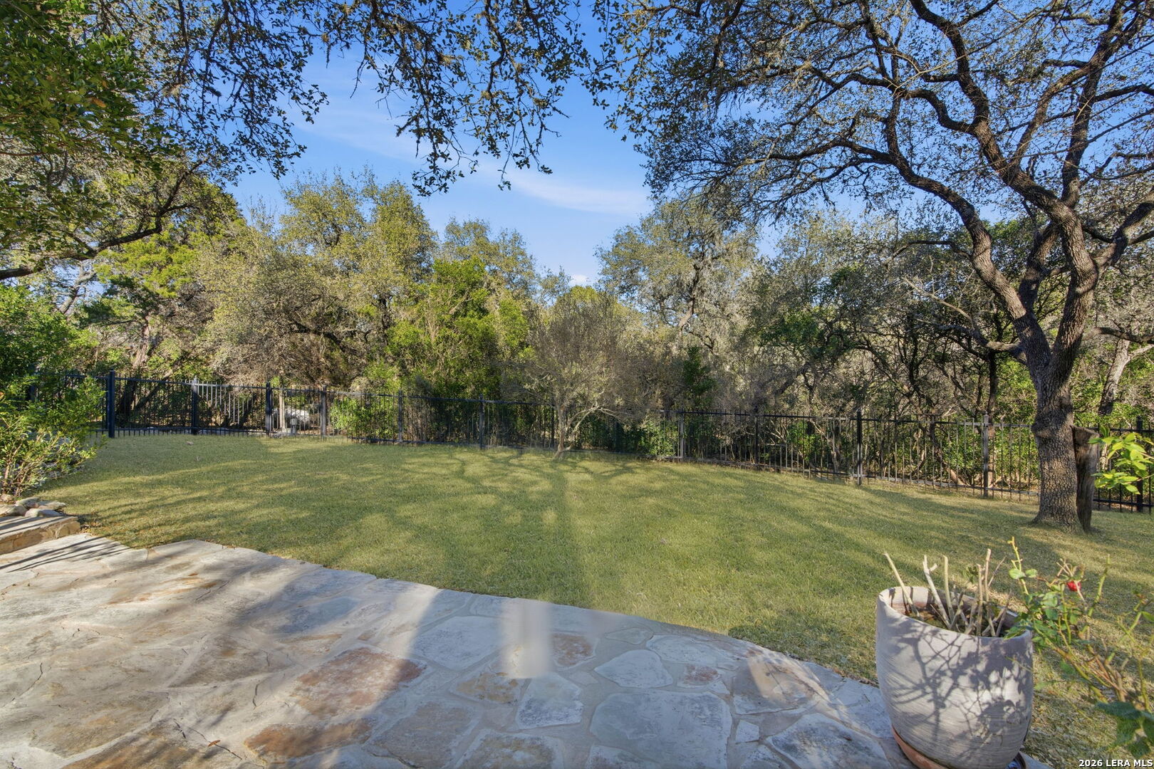 main property photo 37