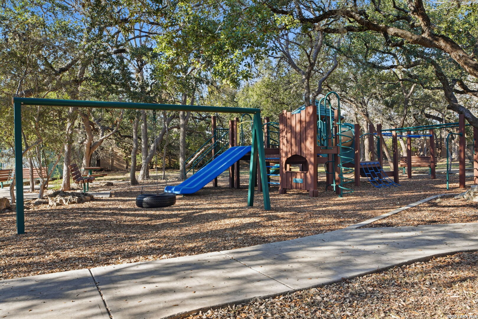 main property photo 50