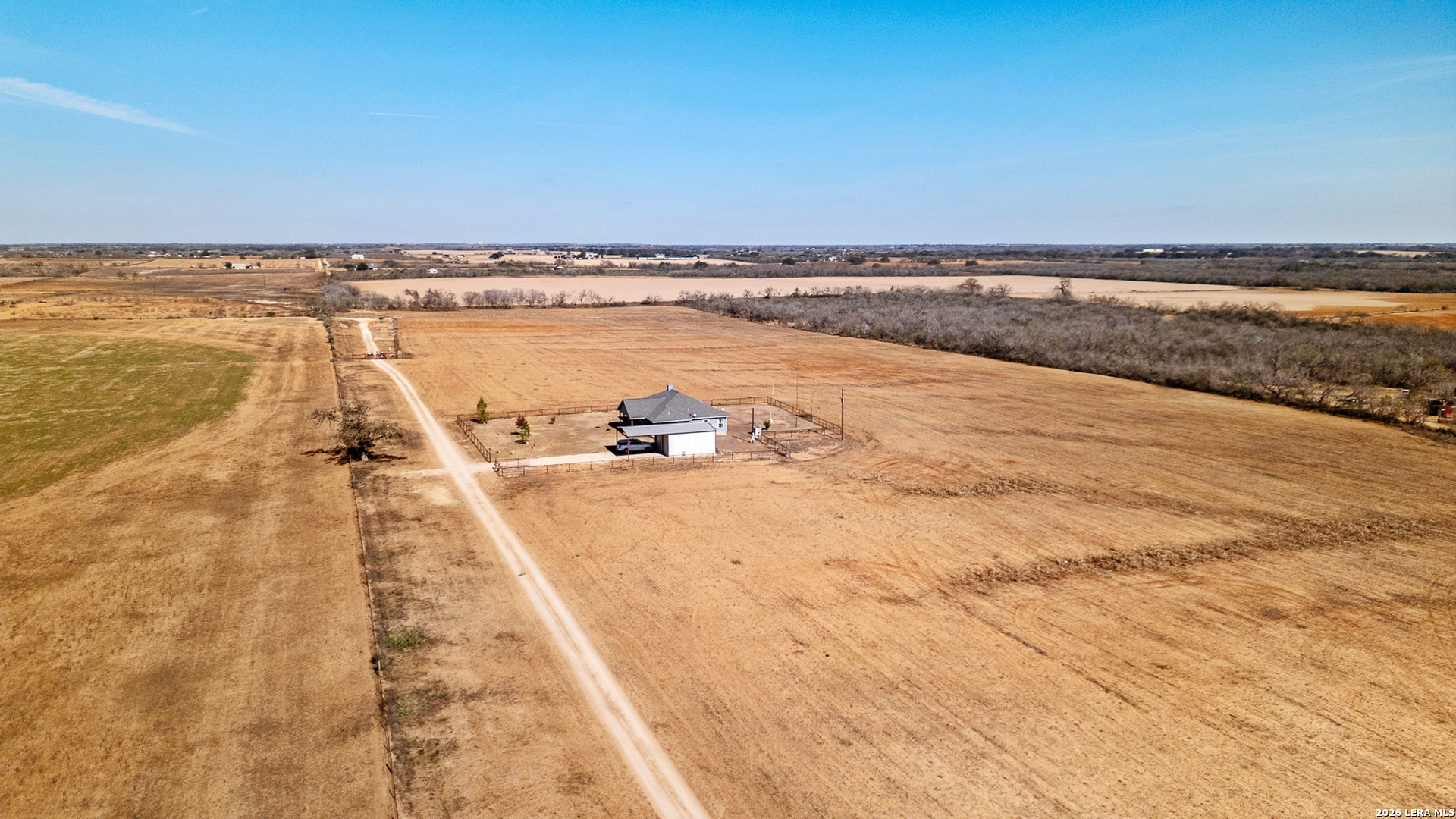 main property photo 40