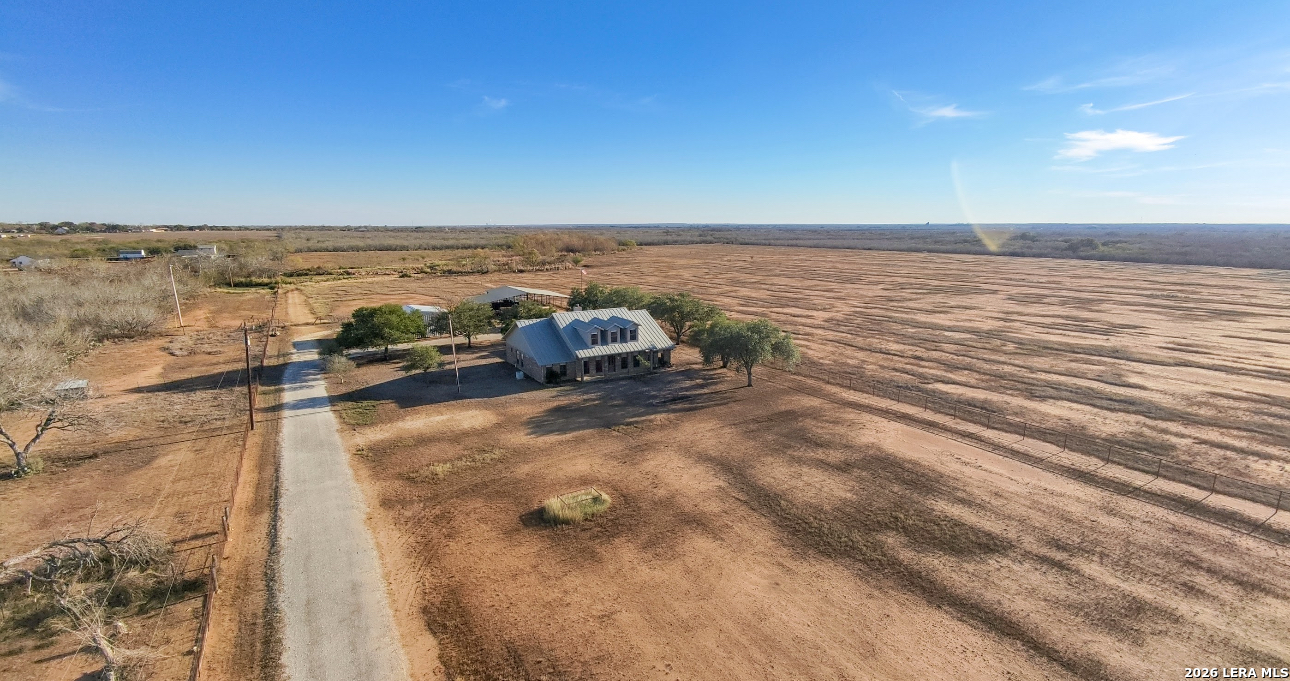 main property photo 10