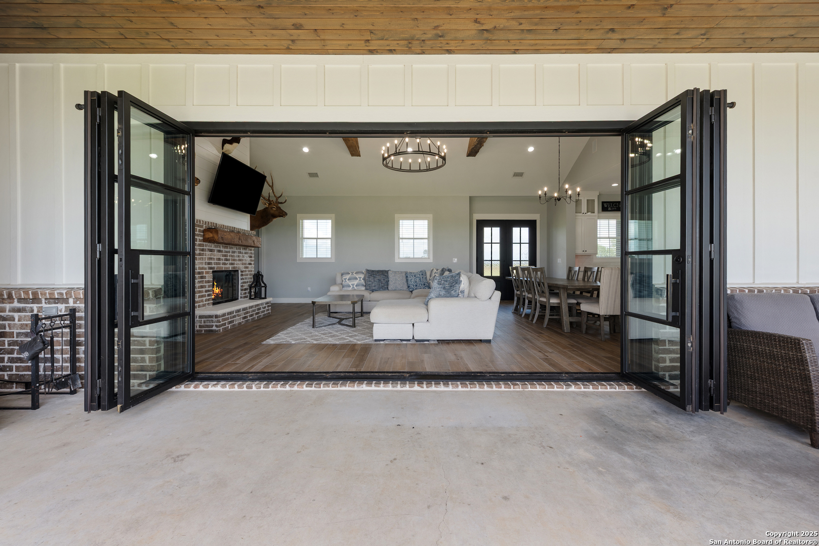main property photo 49