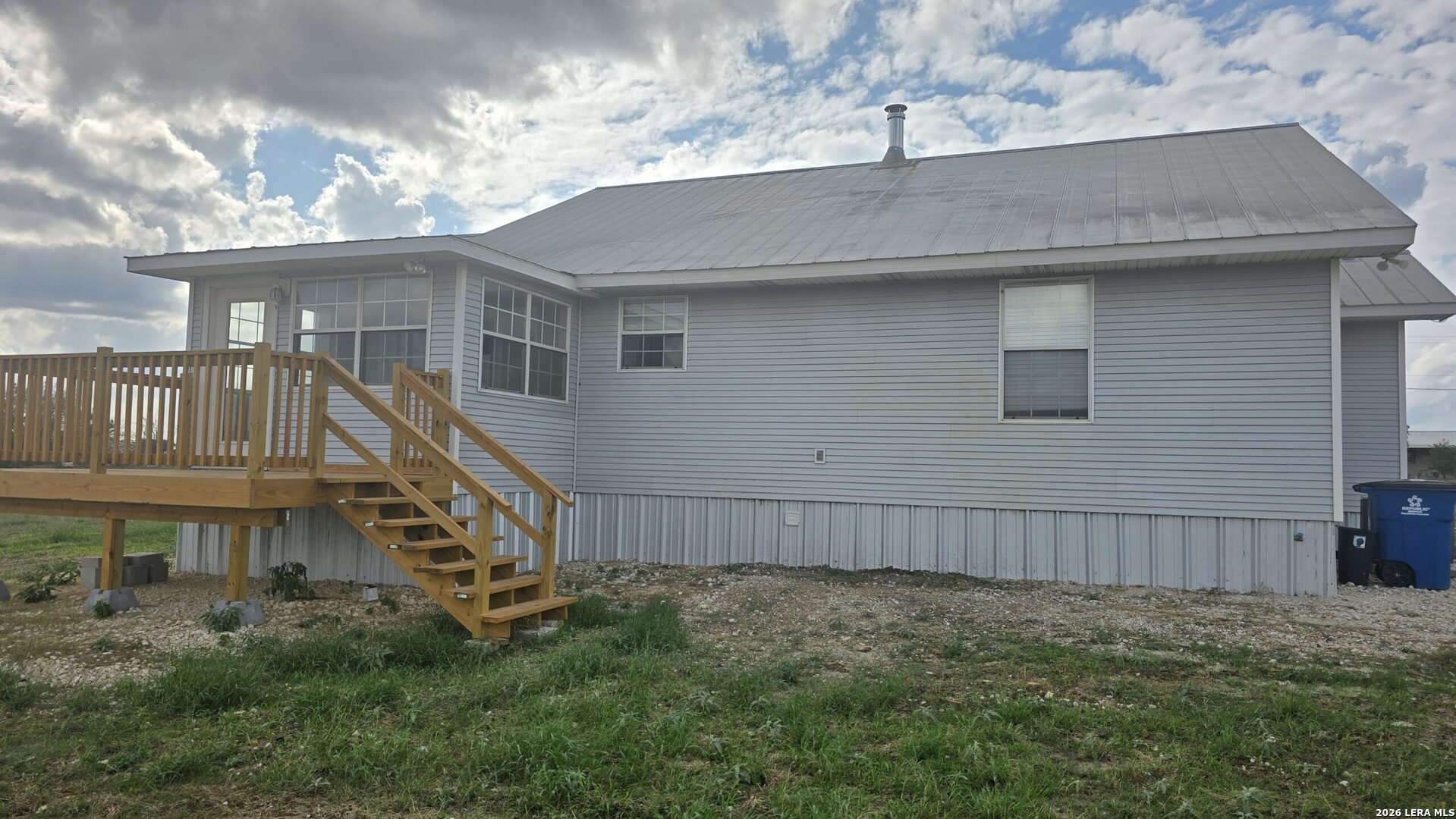 main property photo 19