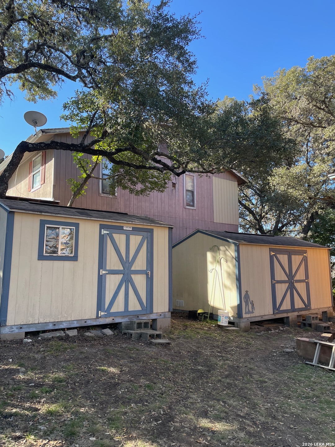 main property photo 22