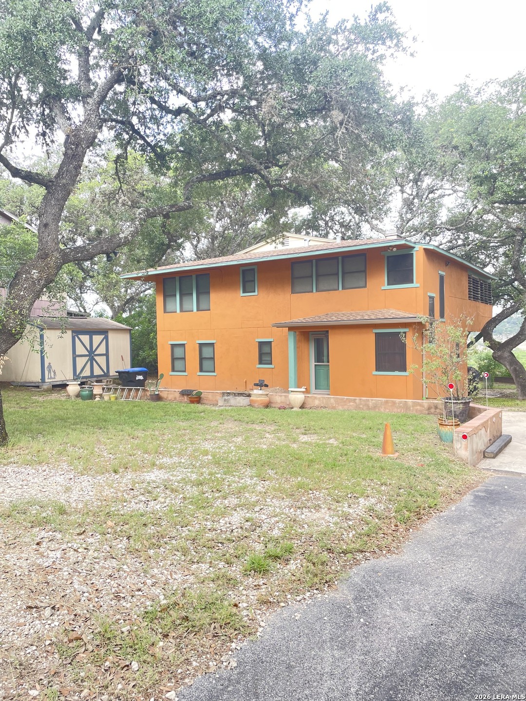 main property photo 30