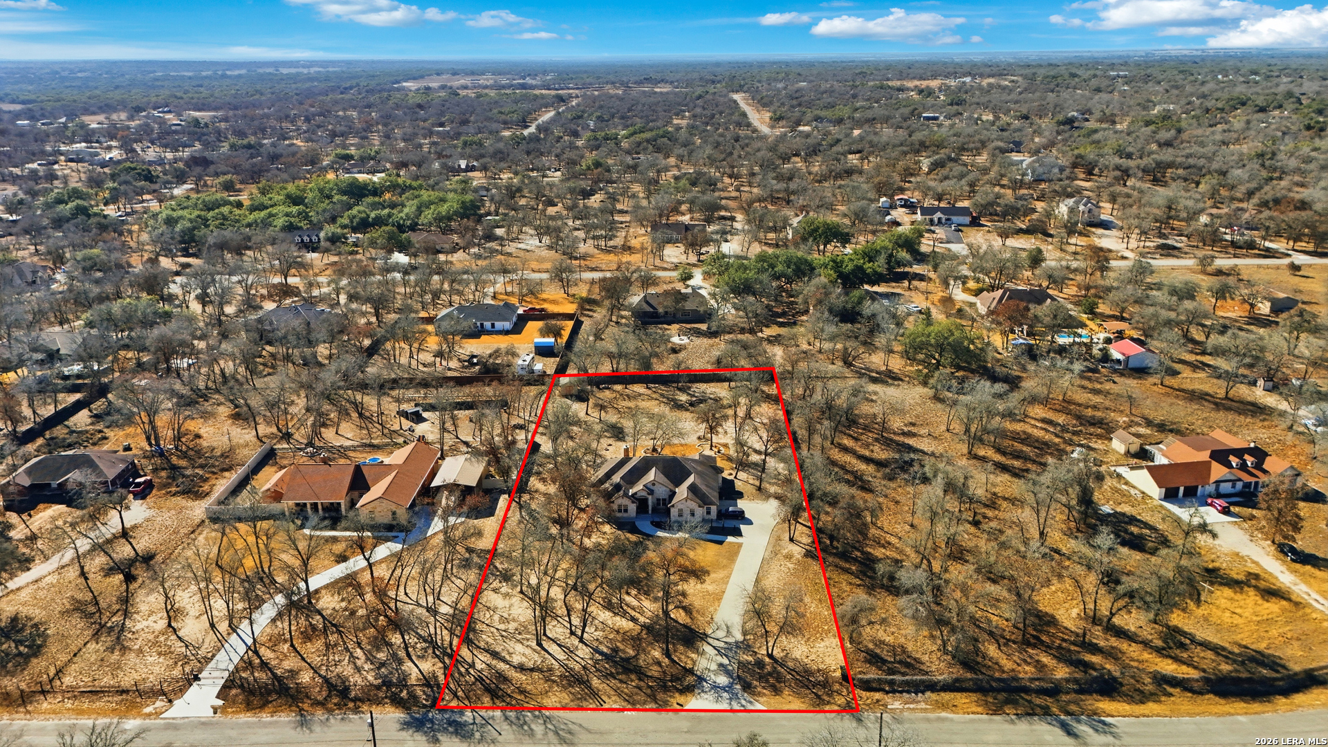 main property photo 31