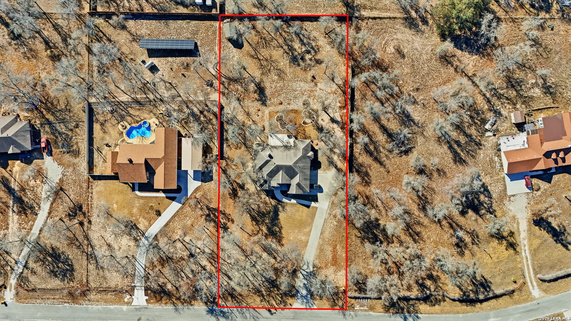 main property photo 33