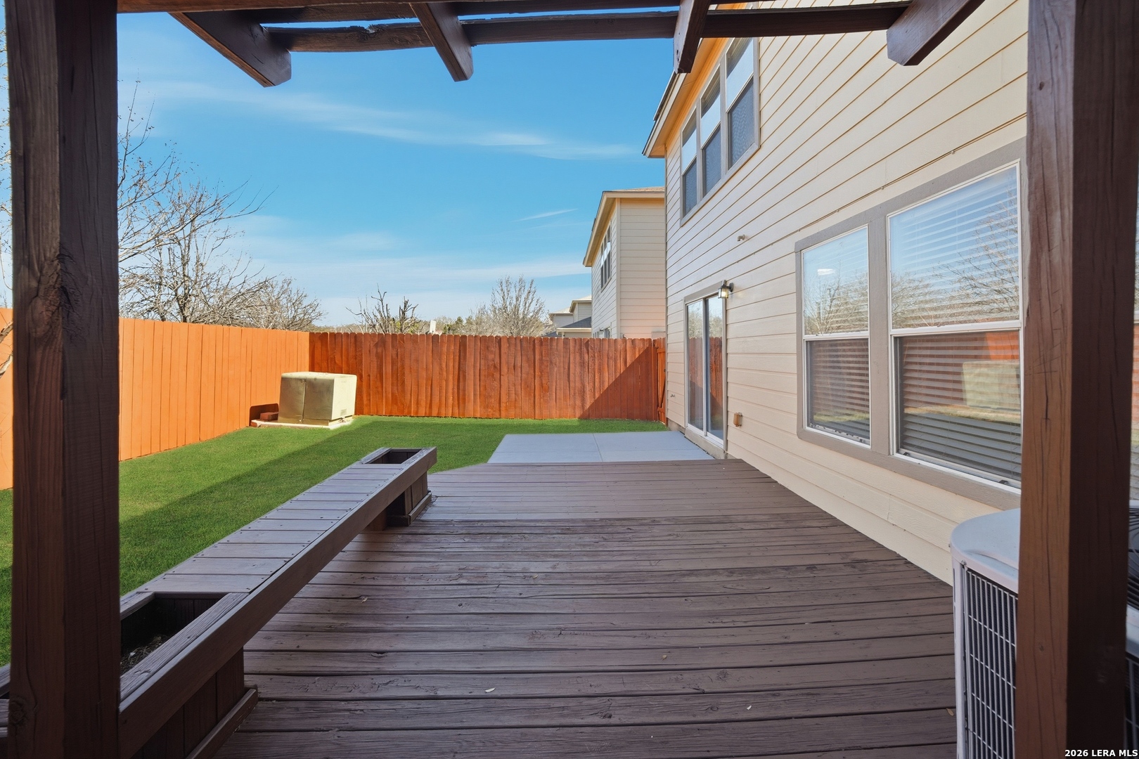 main property photo 26