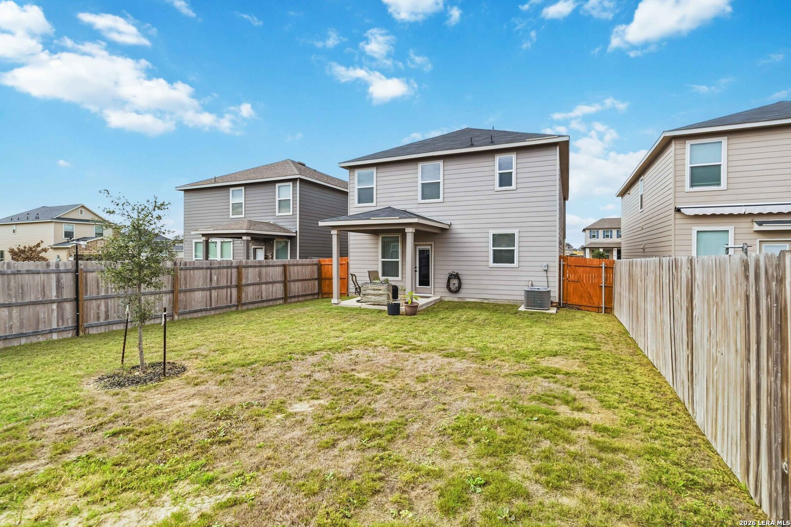 main property photo 33