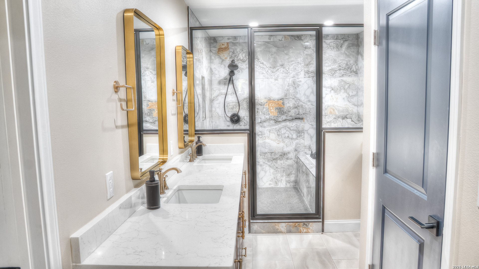main property photo 74