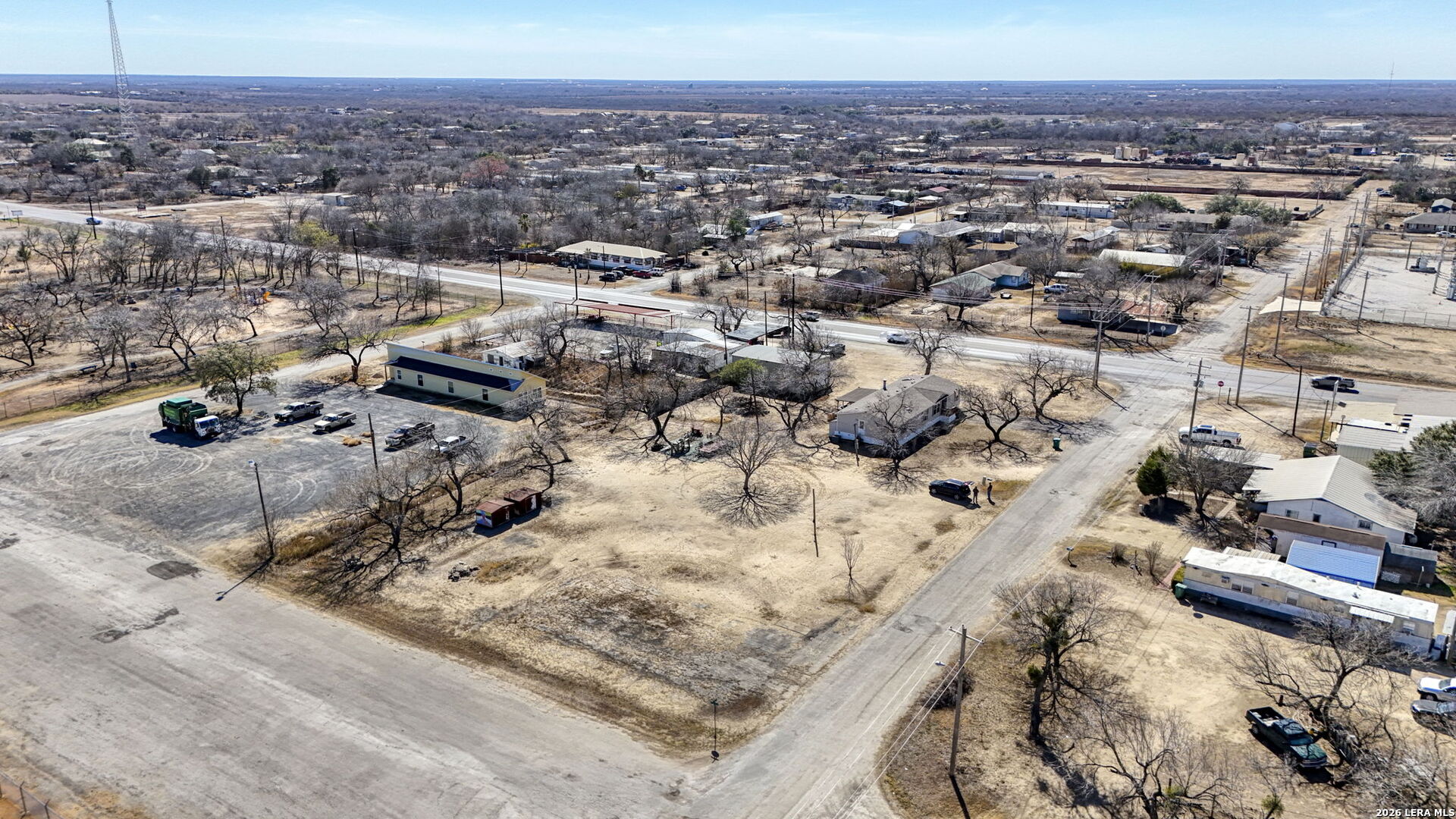 main property photo 30
