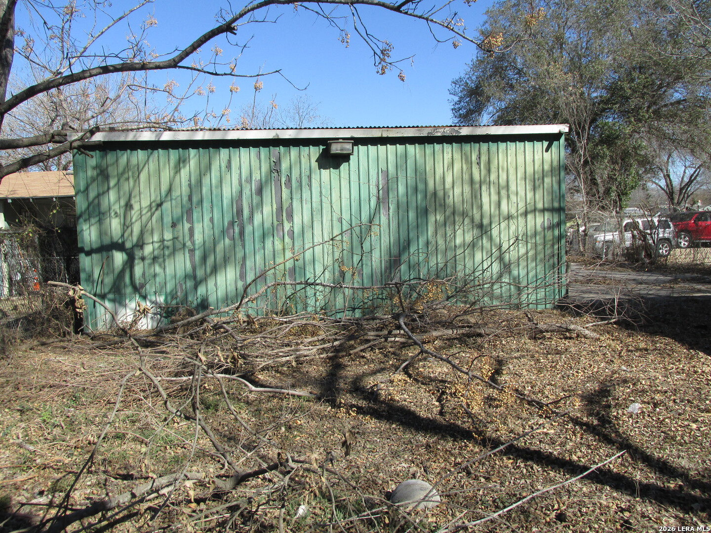 main property photo 4