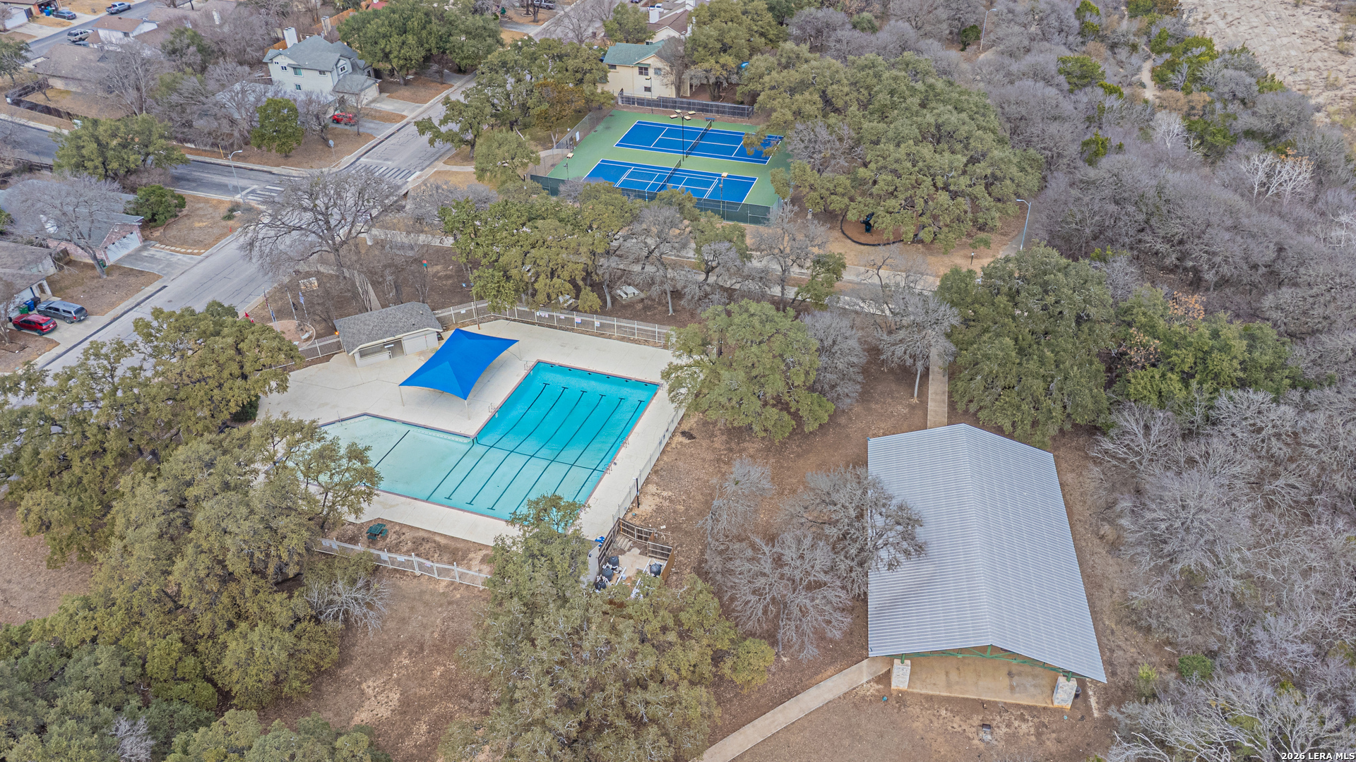 main property photo 50
