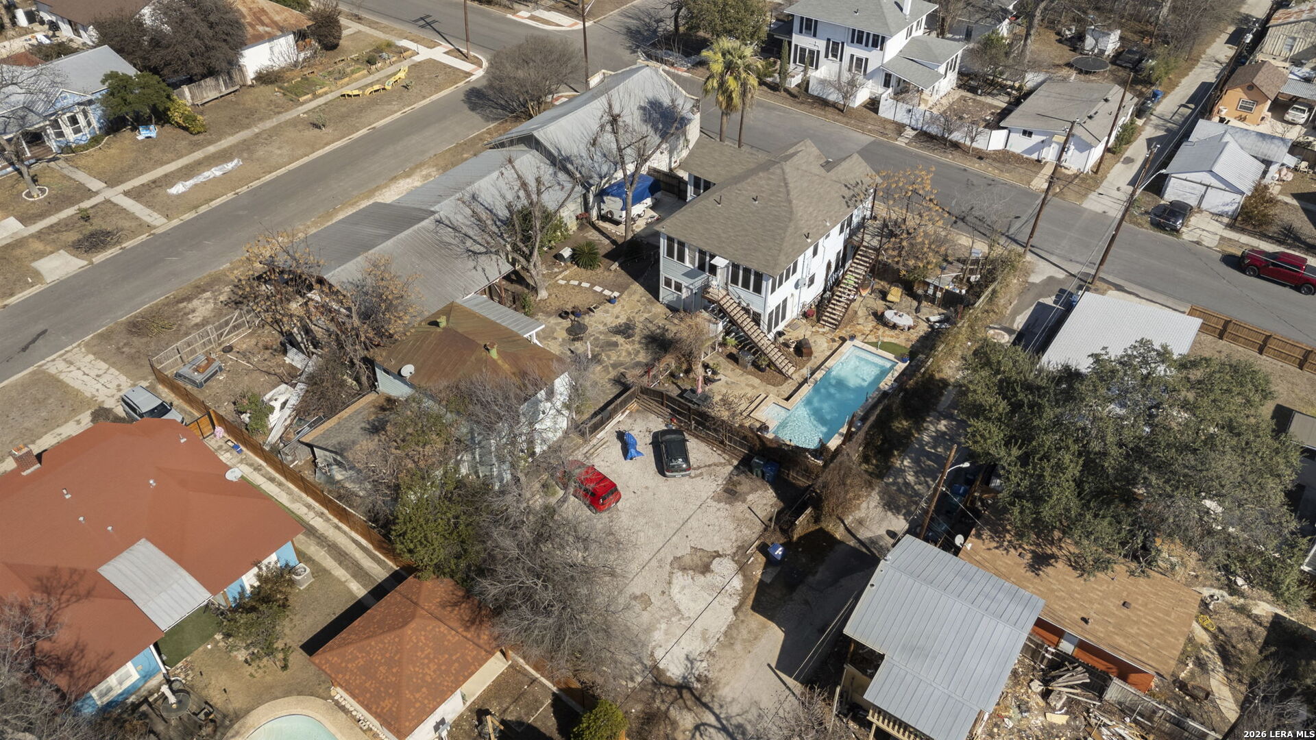 main property photo 53
