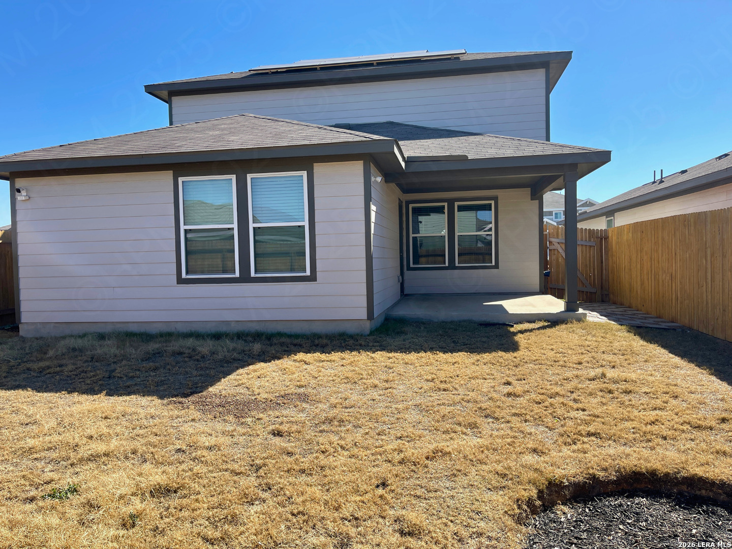 main property photo 15