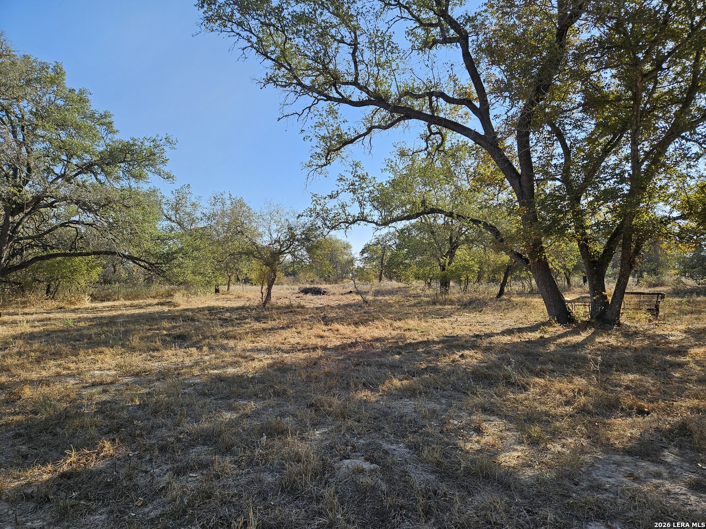 main property photo 28