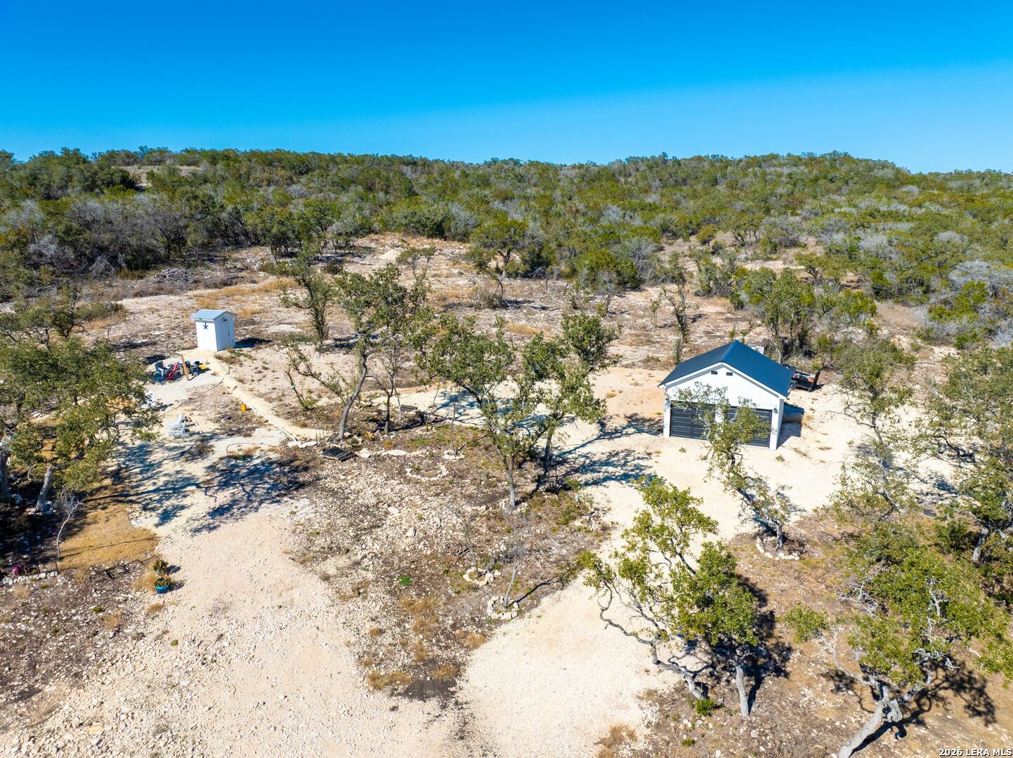 main property photo 18