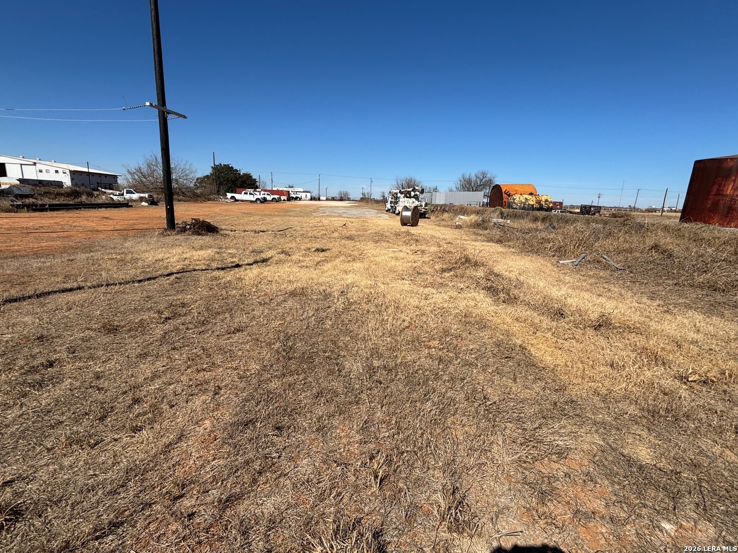 main property photo 14