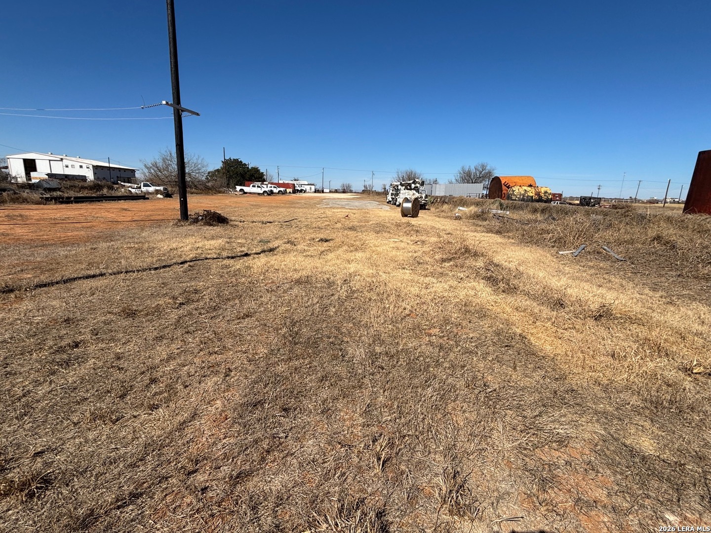 main property photo 23