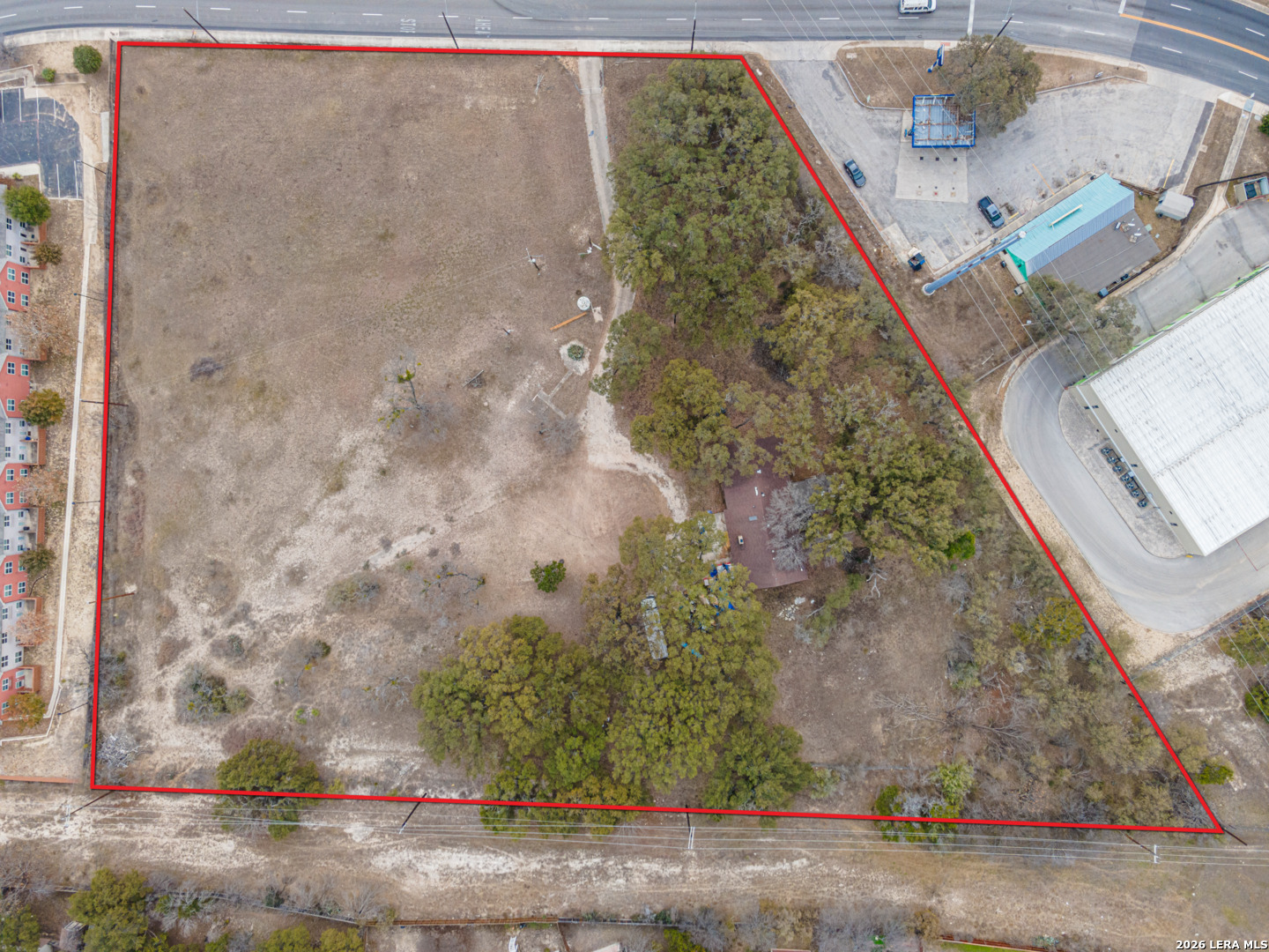 main property photo 5