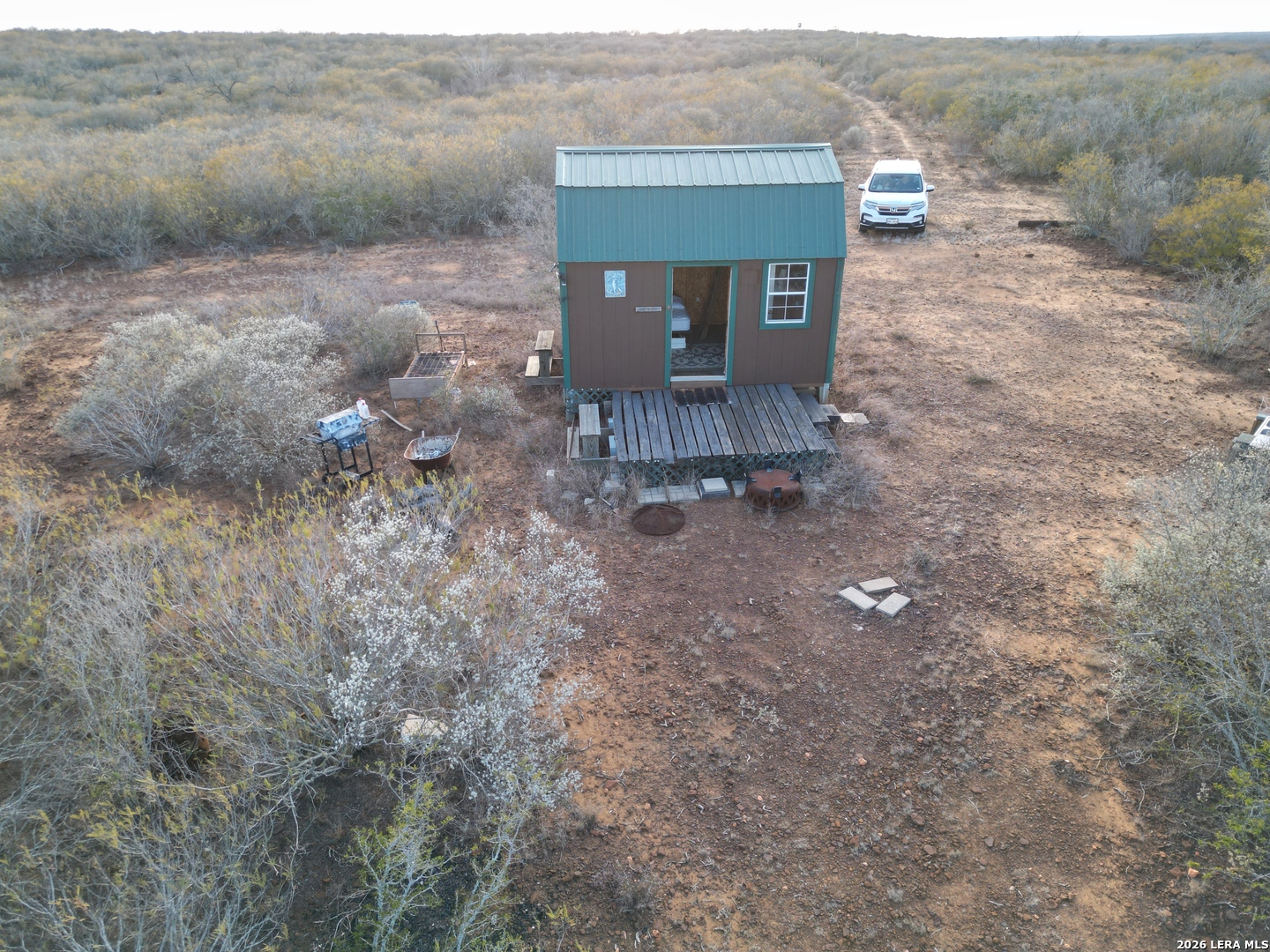 main property photo 11