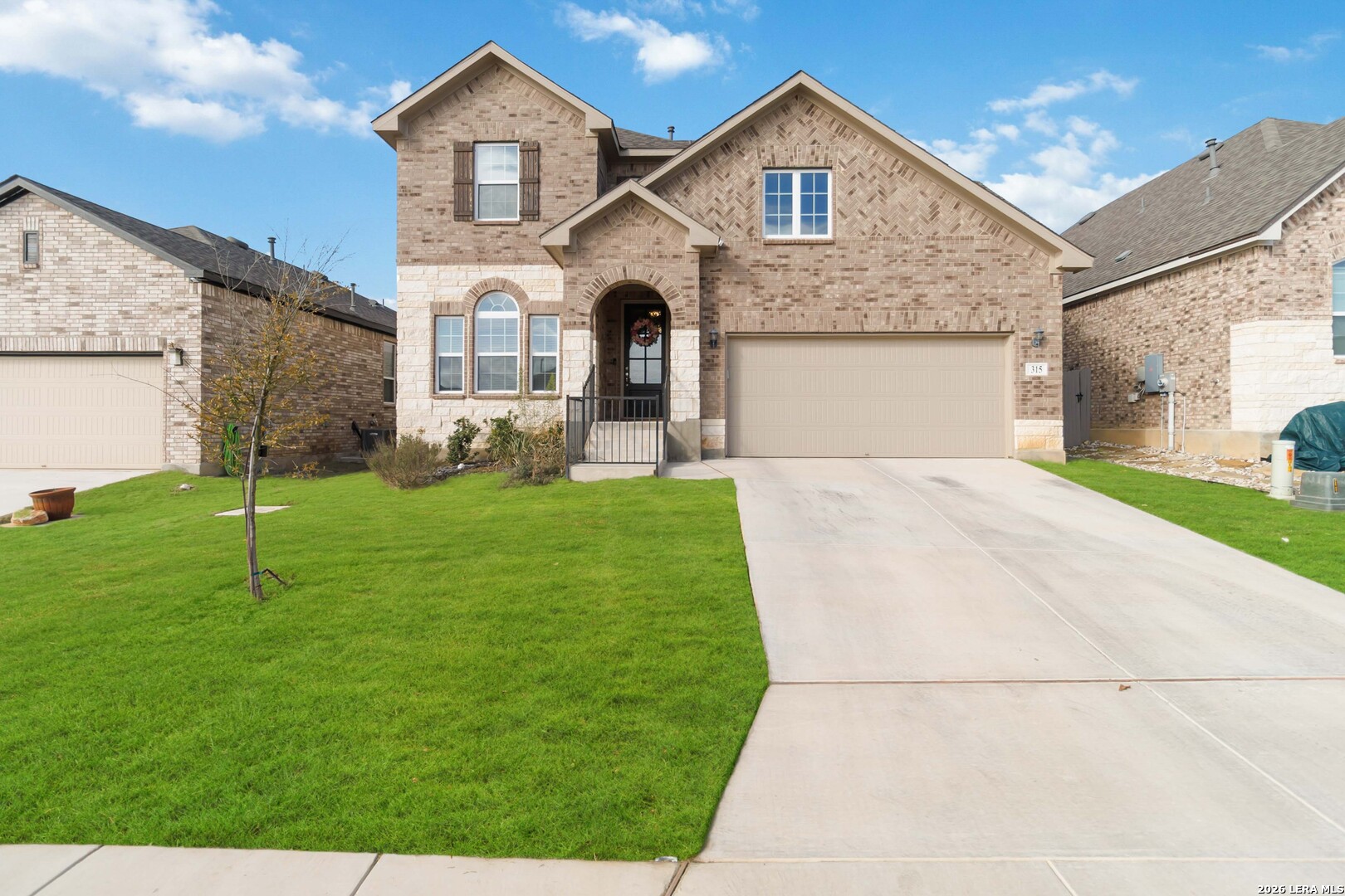 main property photo 4