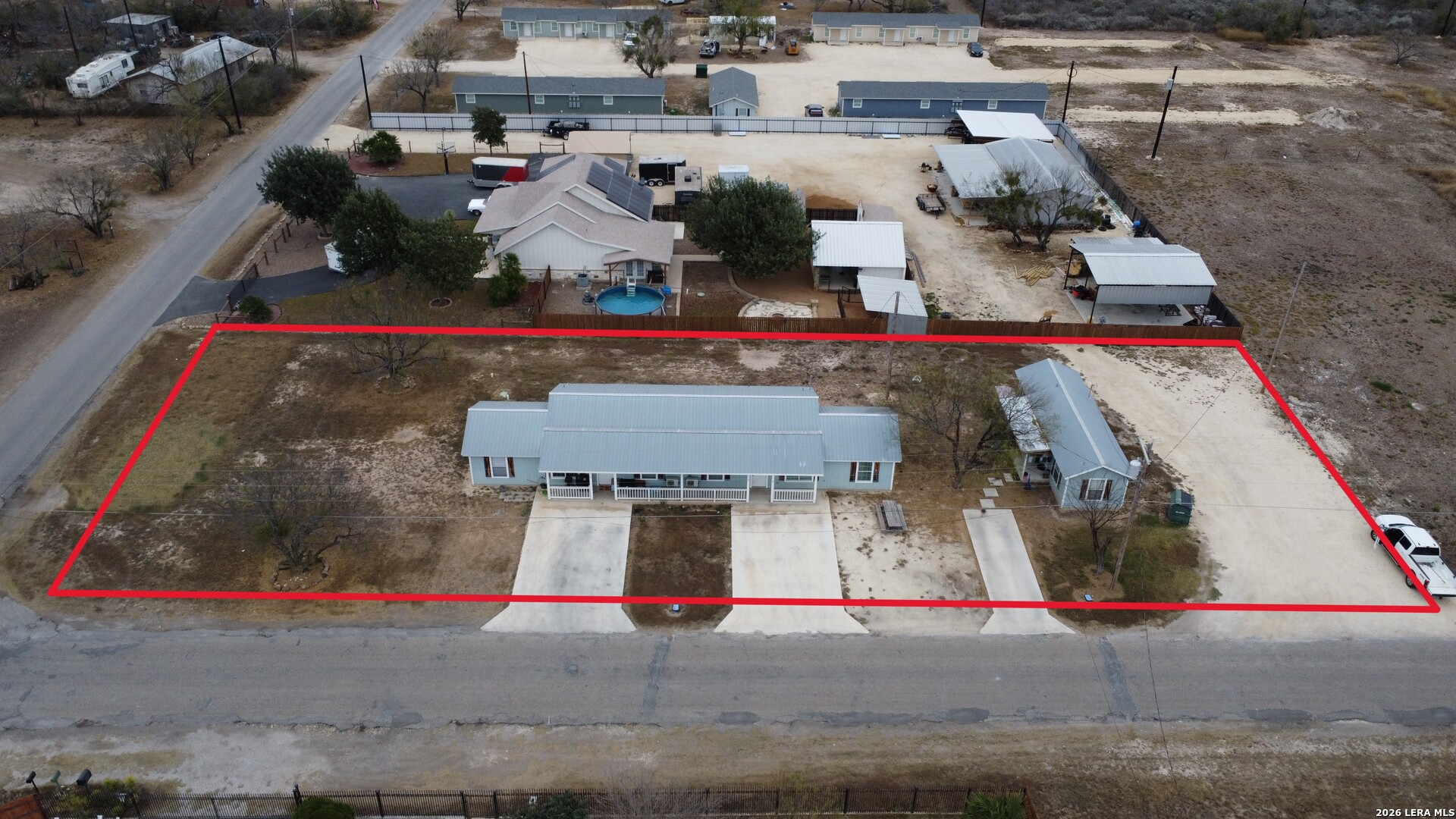 main property photo 1